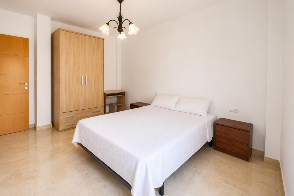 PISO DE 75M2, MUY AMPLIO Y LUMINOSO, BUENÍSIMA ZONA  DE PARQ - foto 27