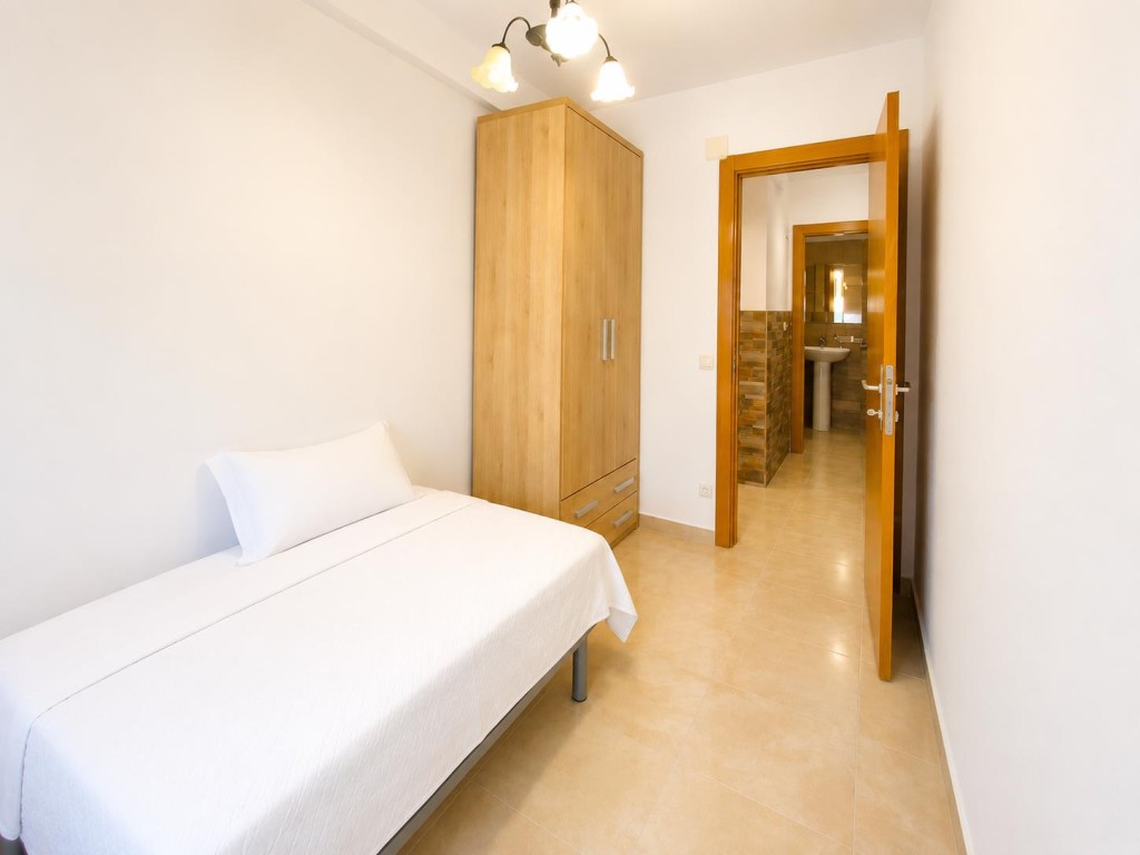 PISO DE 75M2, MUY AMPLIO Y LUMINOSO, BUENÍSIMA ZONA  DE PARQ - foto 28