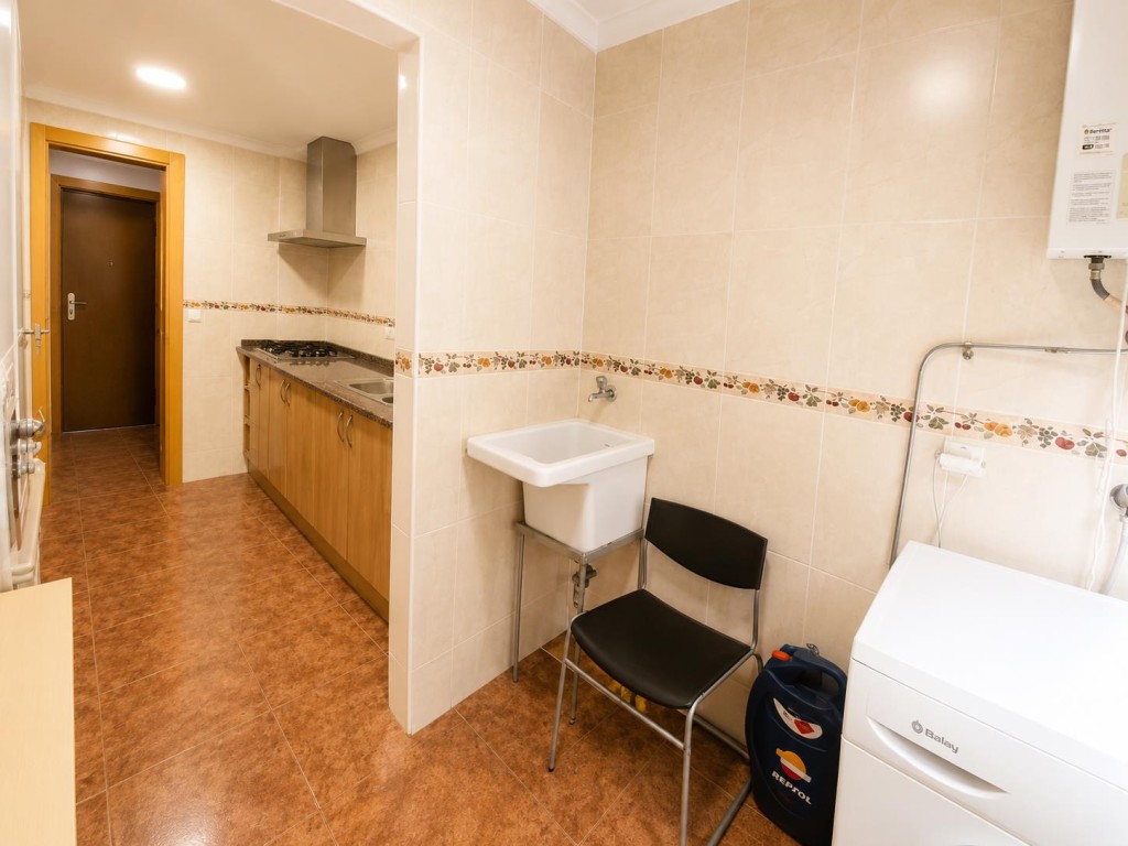 PISO DE 75M2, MUY AMPLIO Y LUMINOSO, BUENÍSIMA ZONA  DE PARQ - foto 31