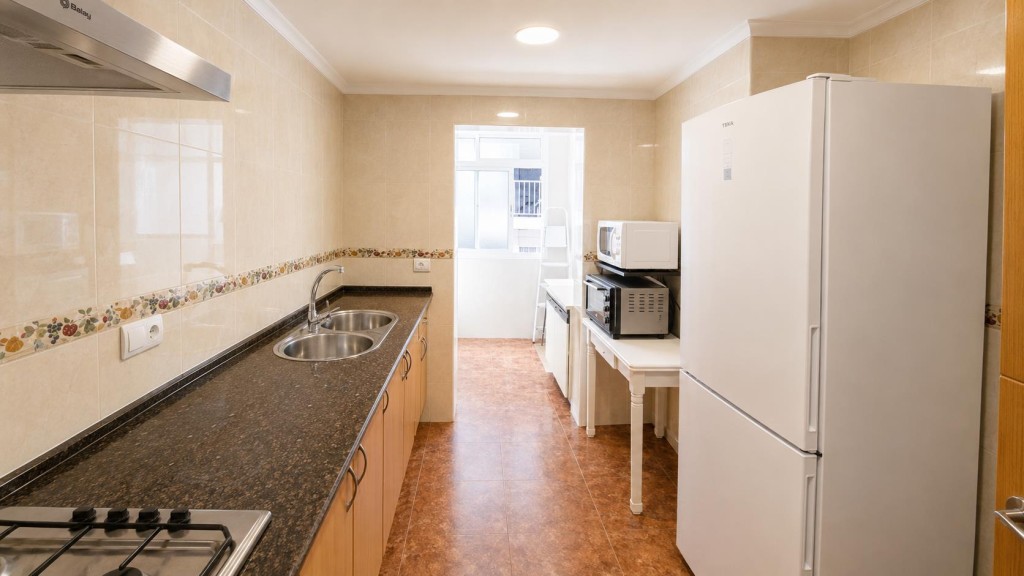 PISO DE 75M2, MUY AMPLIO Y LUMINOSO, BUENÍSIMA ZONA  DE PARQ - foto 32