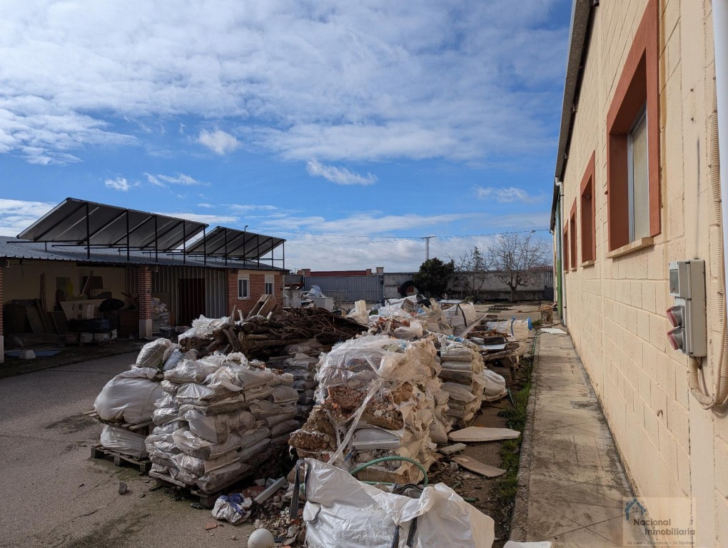 Nave industrial en Venta en Pesquera De Duero Valladolid - foto 3