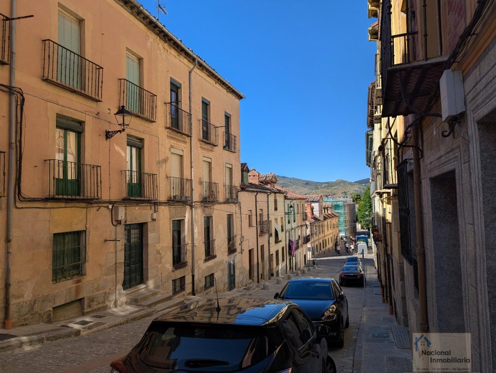 Piso en Venta en San Ildefonso O La Granja Segovia - foto 2