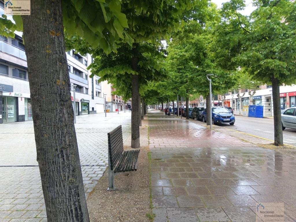 Local comercial en Venta en Laguna De Duero Valladolid - foto 2