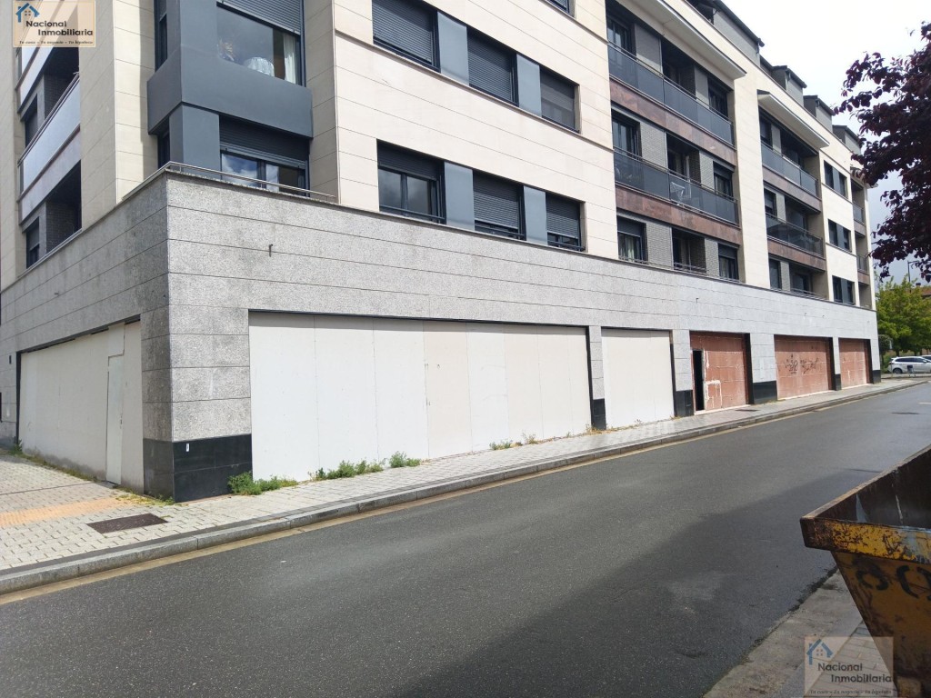 Local comercial en Venta en Laguna De Duero Valladolid - foto 3