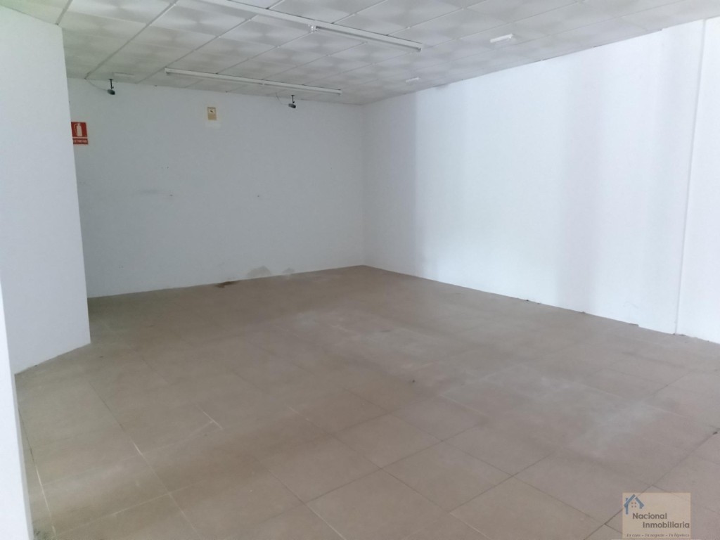 Local comercial en Venta en Cisterniga, La Valladolid - foto 5