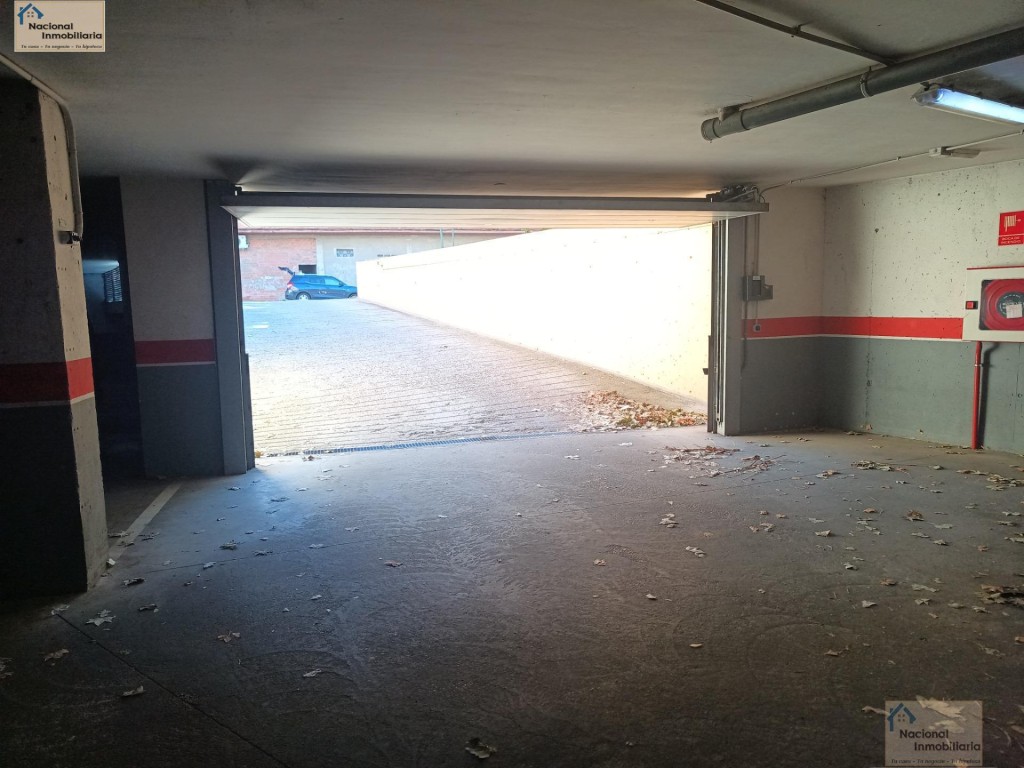 Parking coche en Venta en Medina Del Campo Valladolid - foto 3
