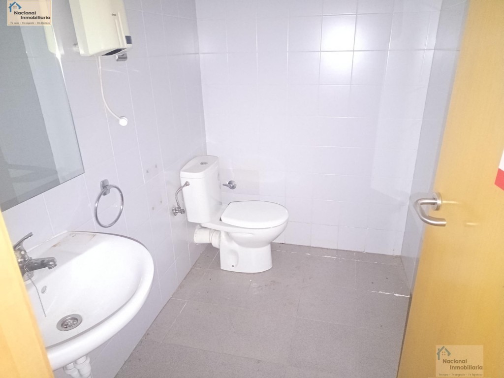 Local comercial en Venta en Leganés Madrid - foto 8