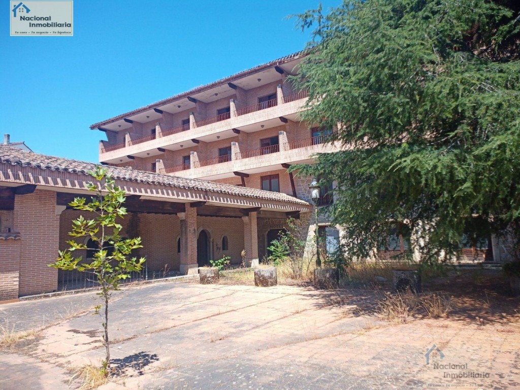 Hotel en Venta en Arenas De San Pedro Ávila - foto 2