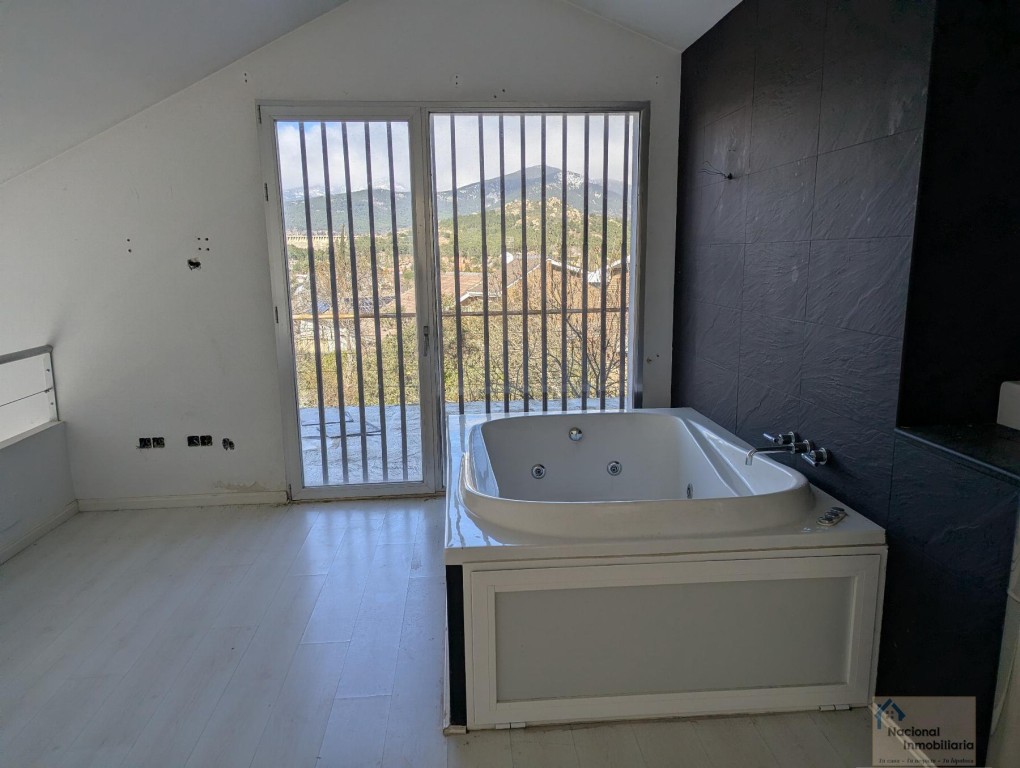 Casa-Chalet en Venta en Becerril De La Sierra Madrid - foto 30