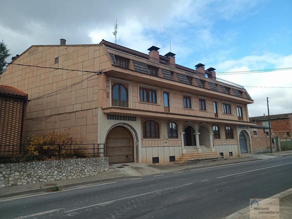 Casa-Chalet en Venta en Pesquera De Duero Valladolid
