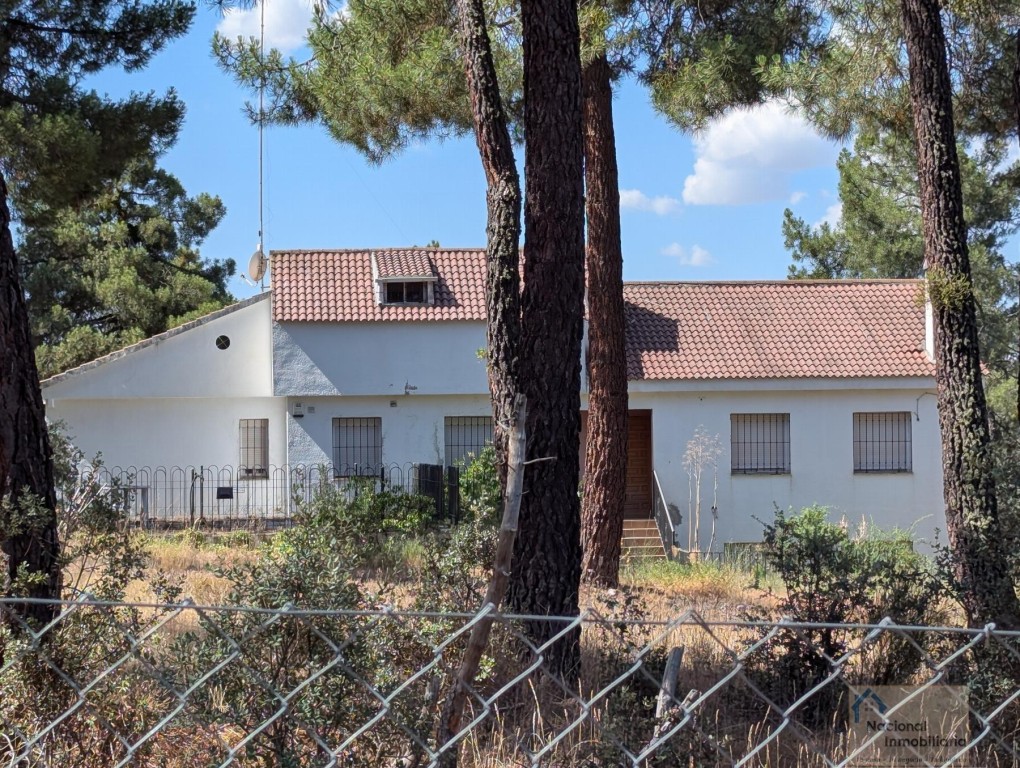 Casa-Chalet en Venta en Marugan Segovia - foto 4