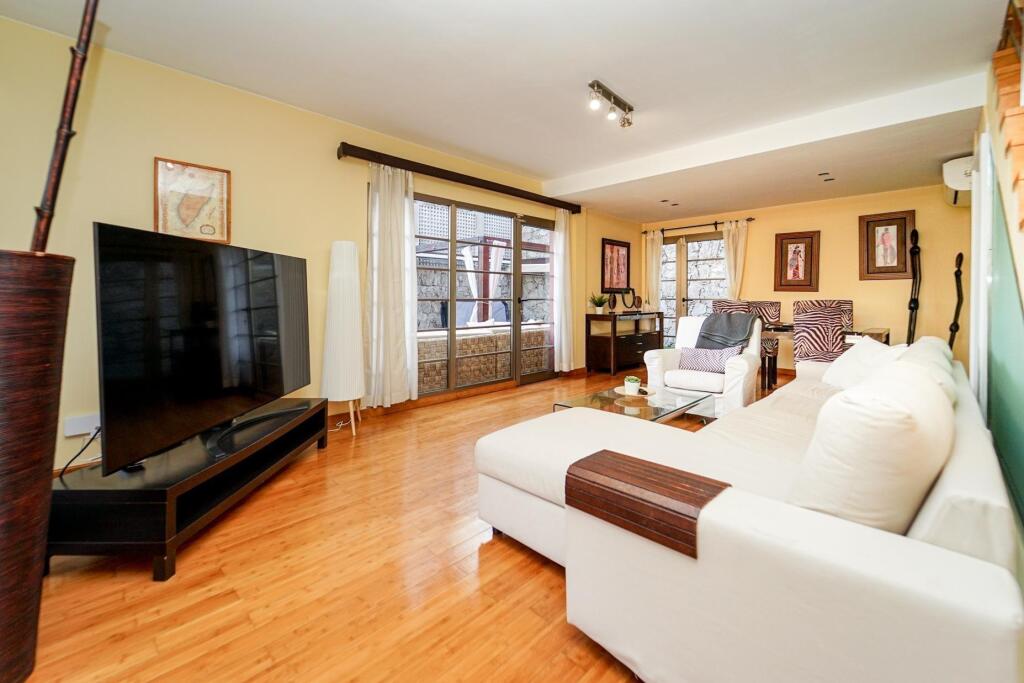 Privacidad, espacio y vistas en Tauro, Magnífica casa de esq - foto 17
