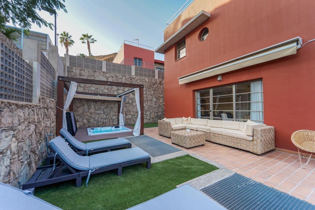 Privacidad, espacio y vistas en Tauro, Magnífica casa de esq - foto 6