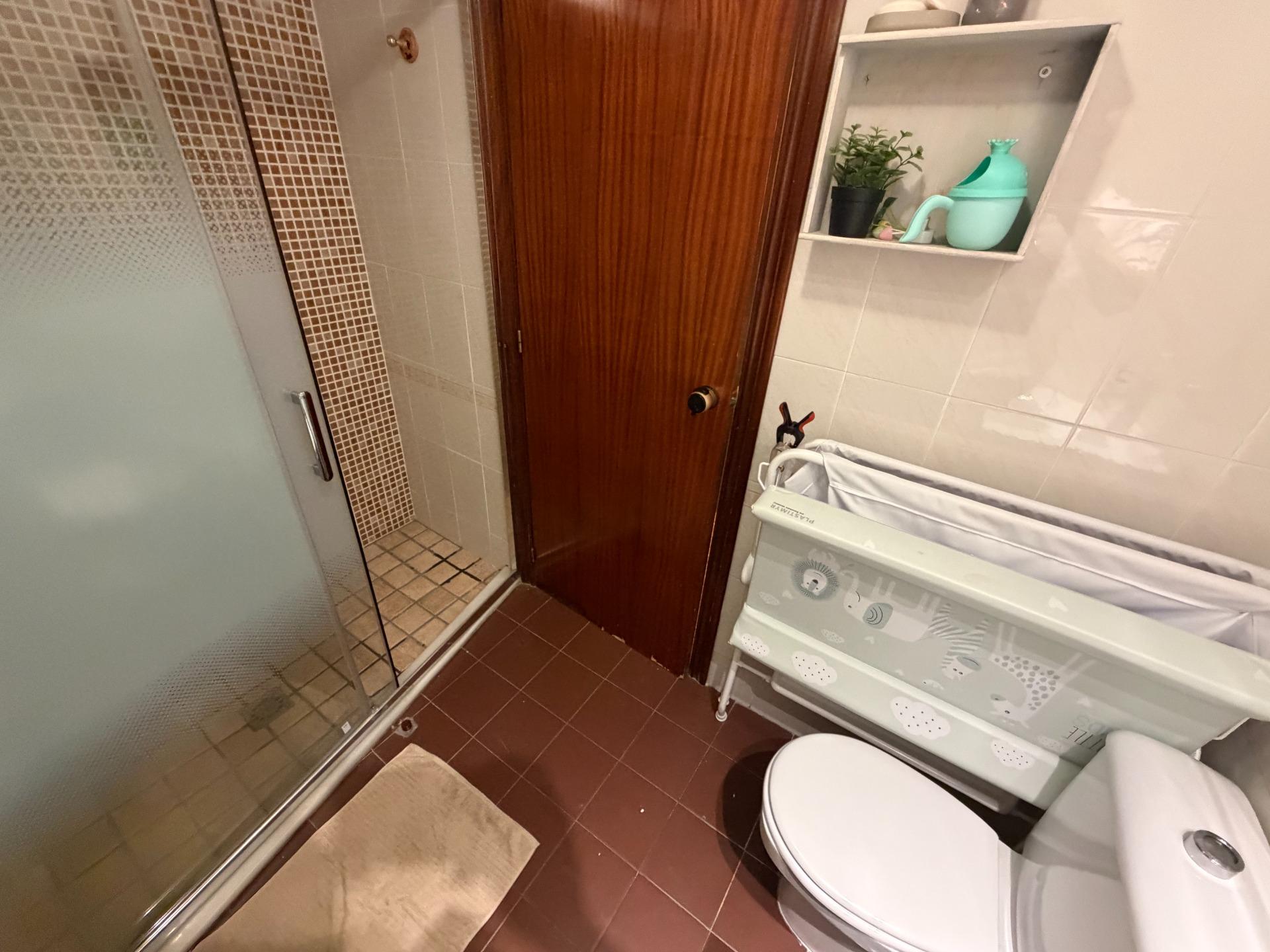 Solo queda una habitación disponible junto al Metro Ayora (V - foto 11
