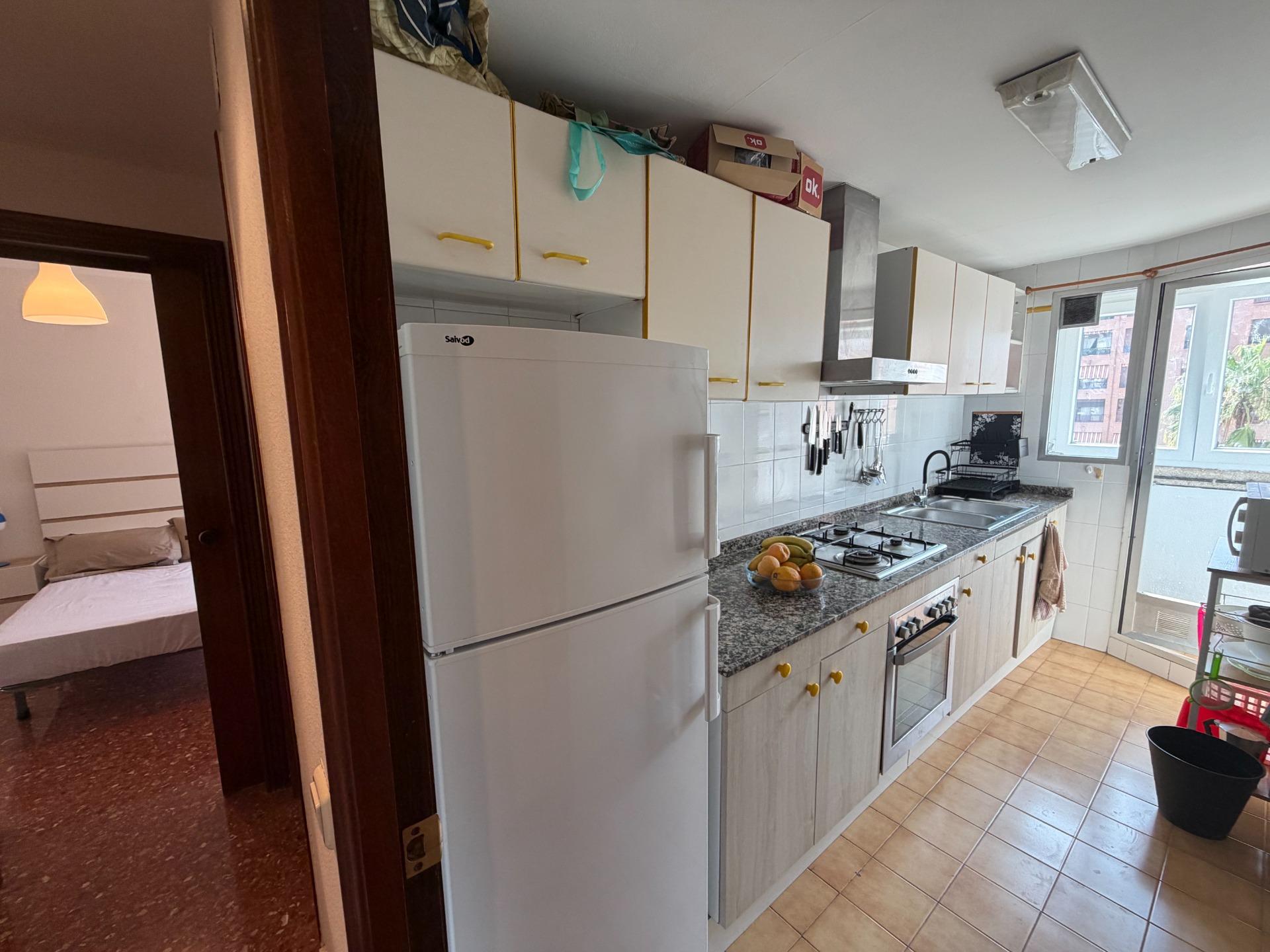 Solo queda una habitación disponible junto al Metro Ayora (V - foto 13