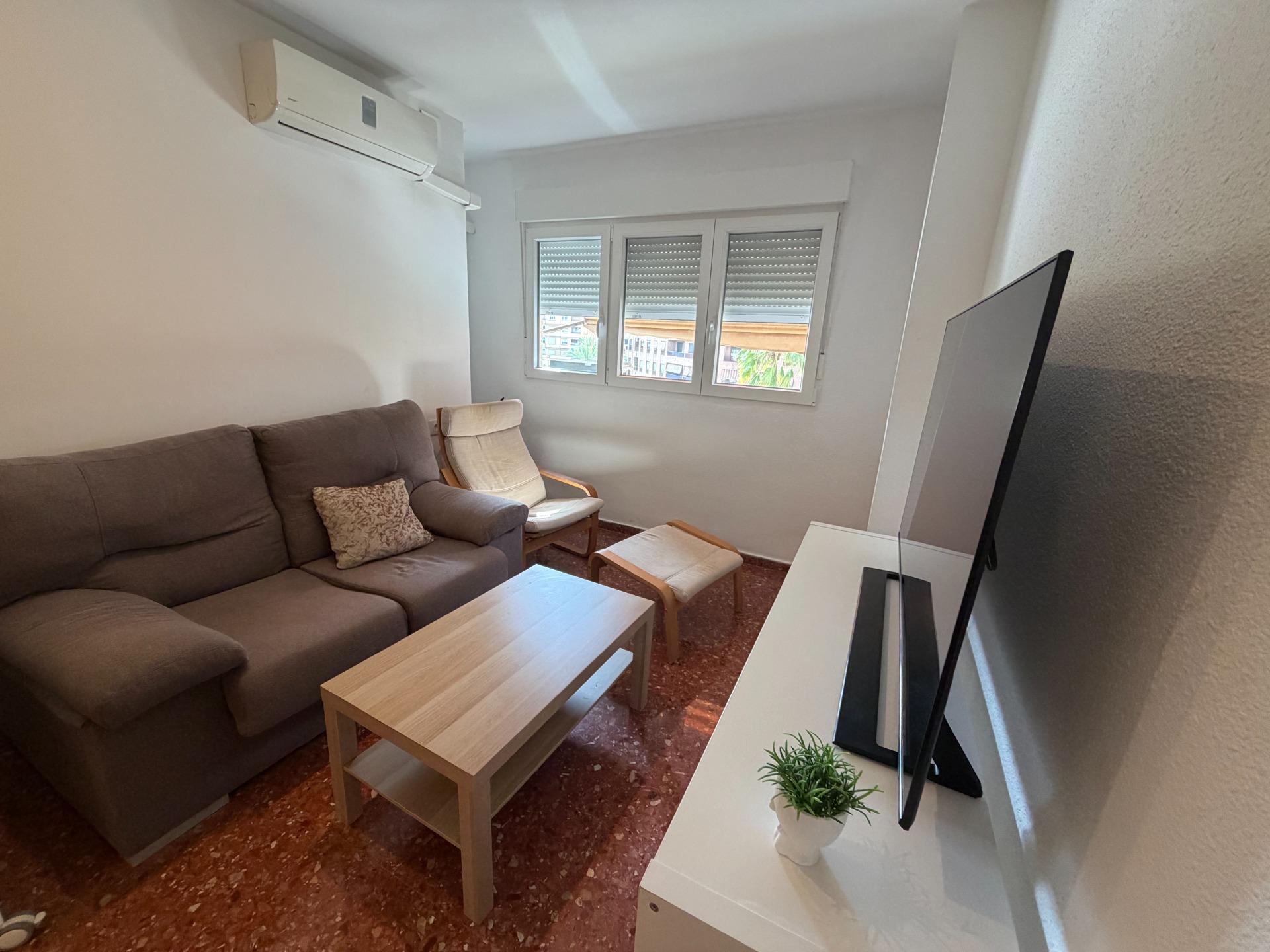 Solo queda una habitación disponible junto al Metro Ayora (V - foto 22