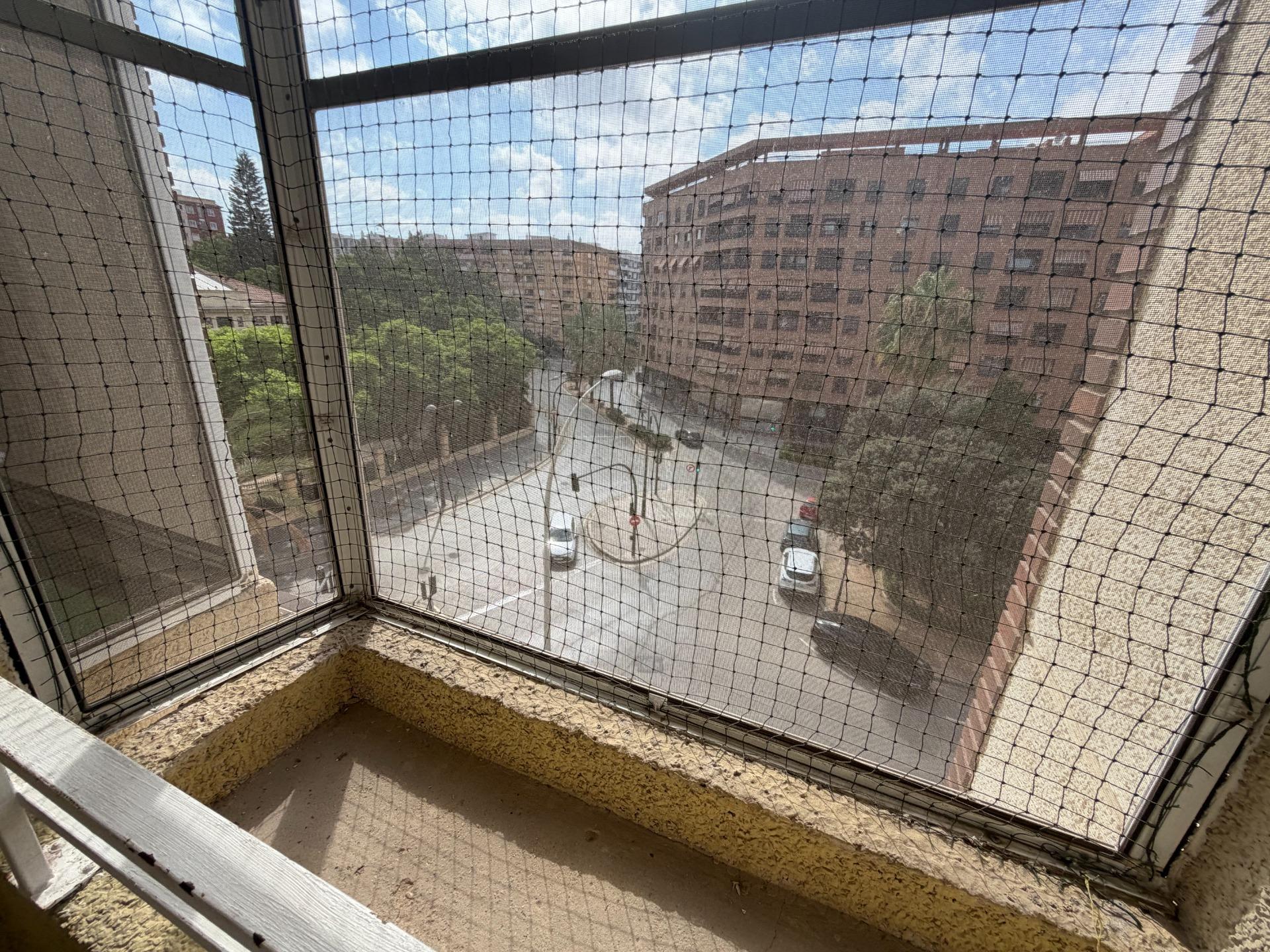 Solo queda una habitación disponible junto al Metro Ayora (V - foto 7