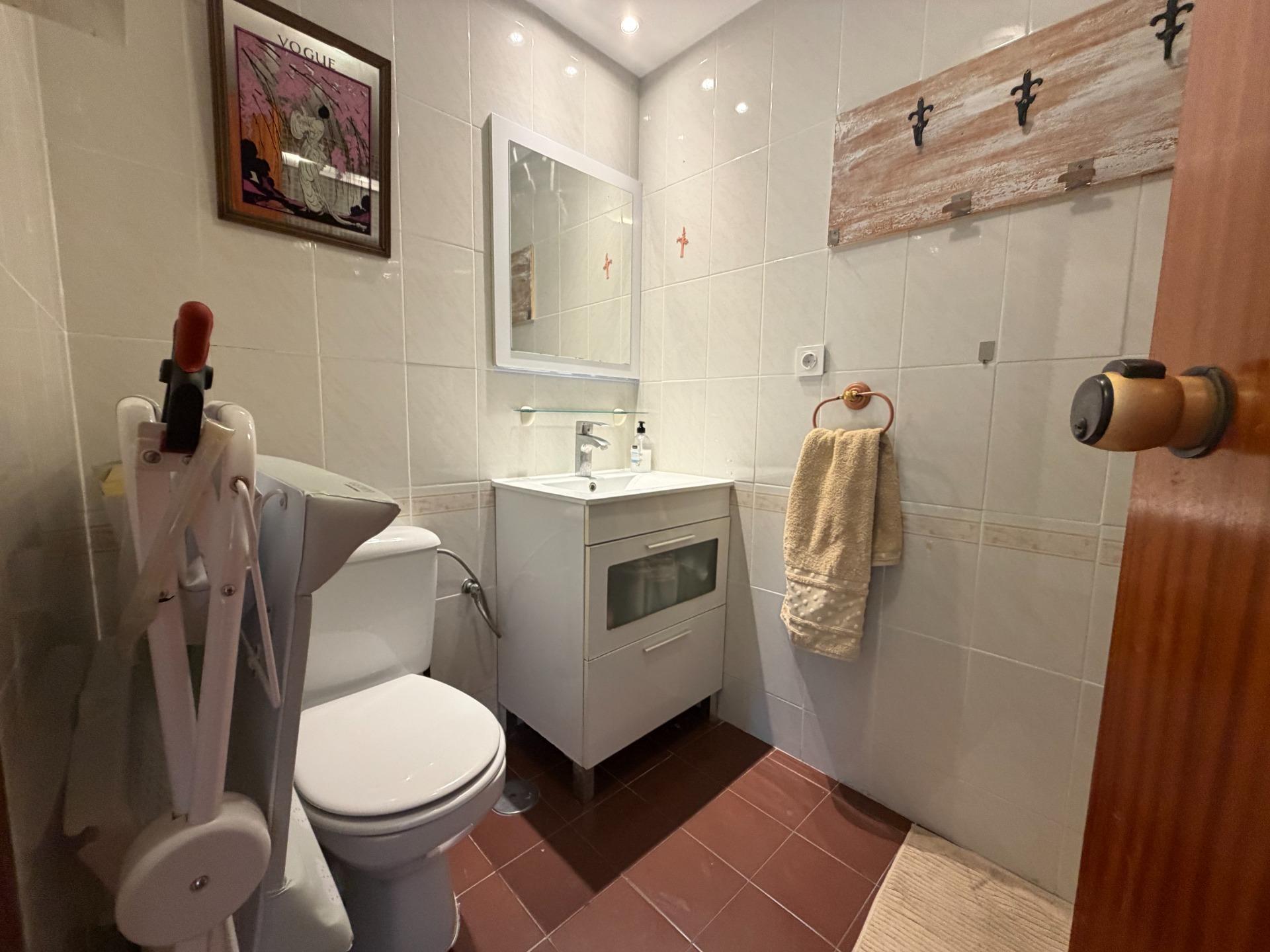 Solo queda una habitación disponible junto al Metro Ayora (V - foto 10