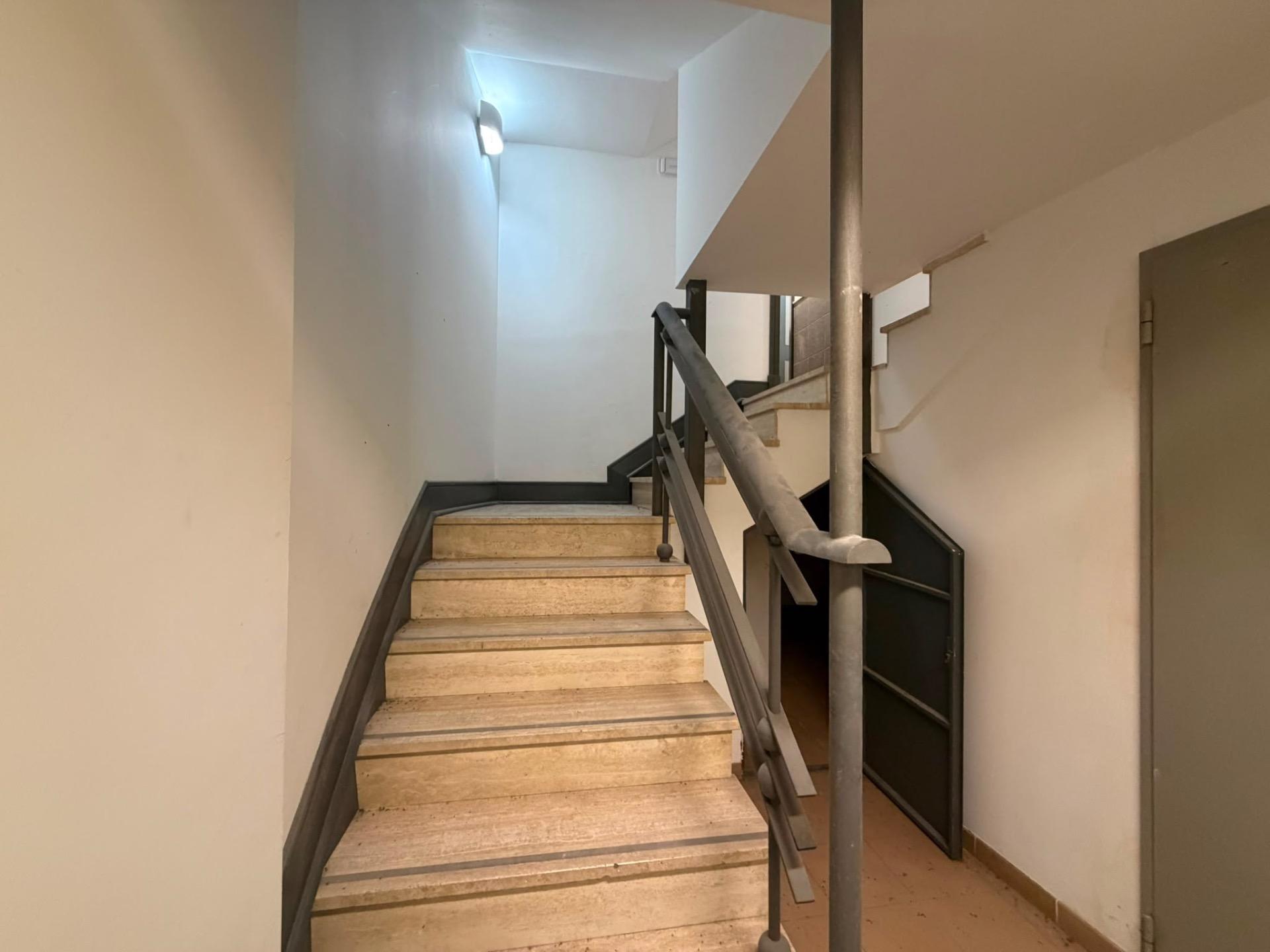 Local comercial 780m² en alquiler - Centro - foto 14