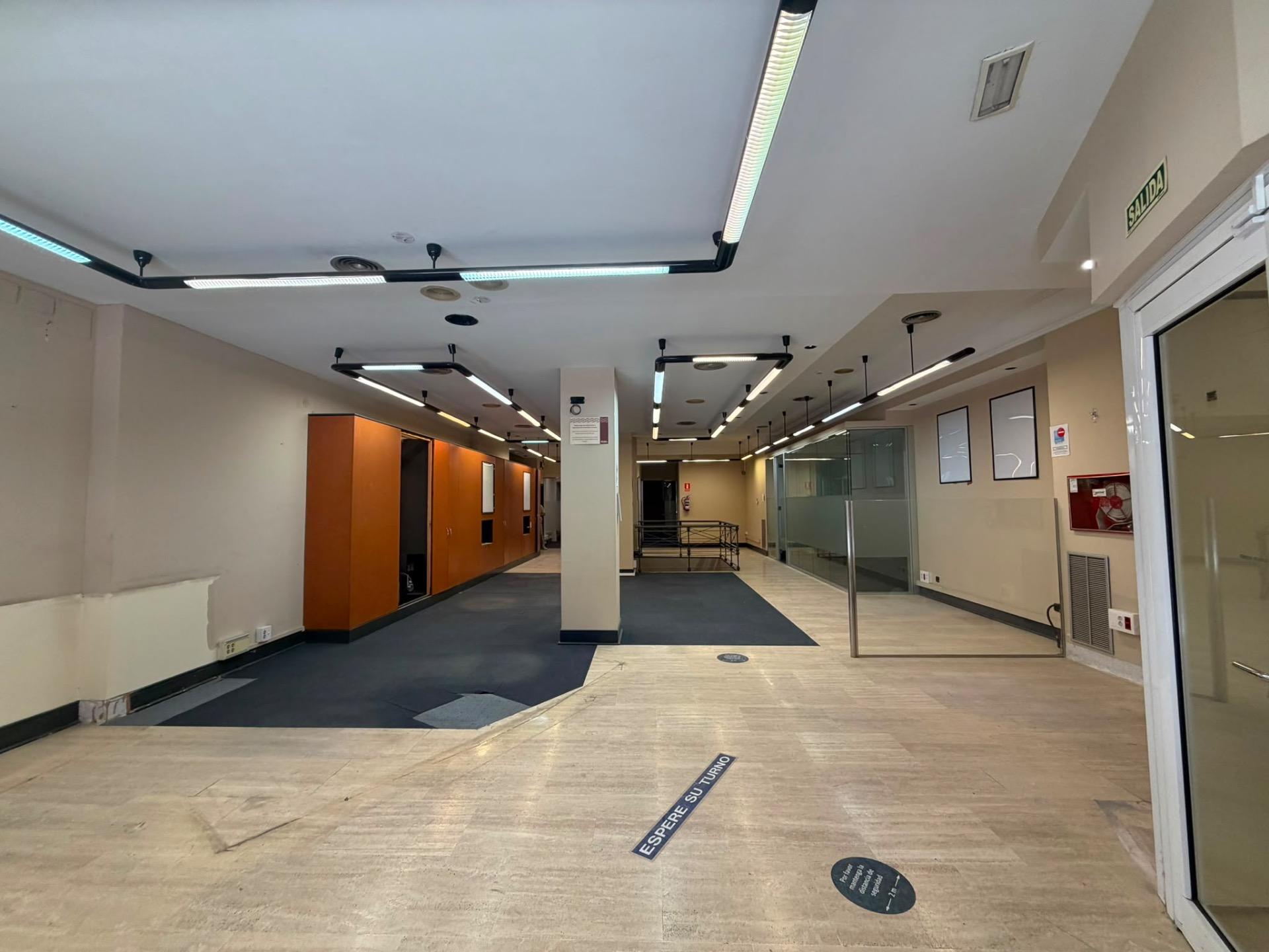 Local comercial 780m² en alquiler - Centro - foto 3