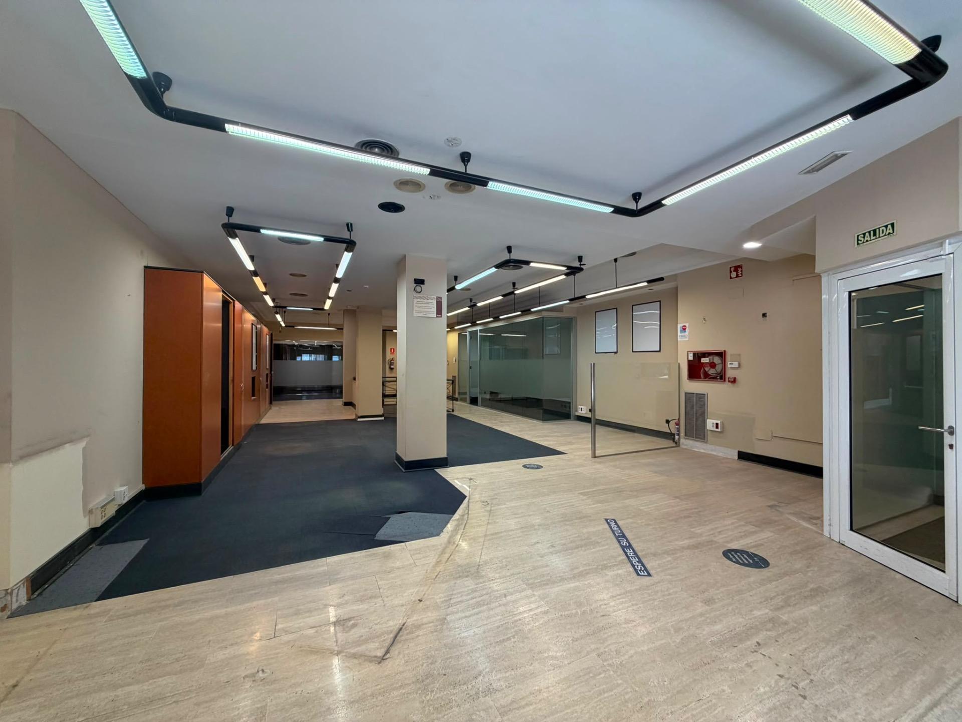 Local comercial 780m² en alquiler - Centro - foto 5