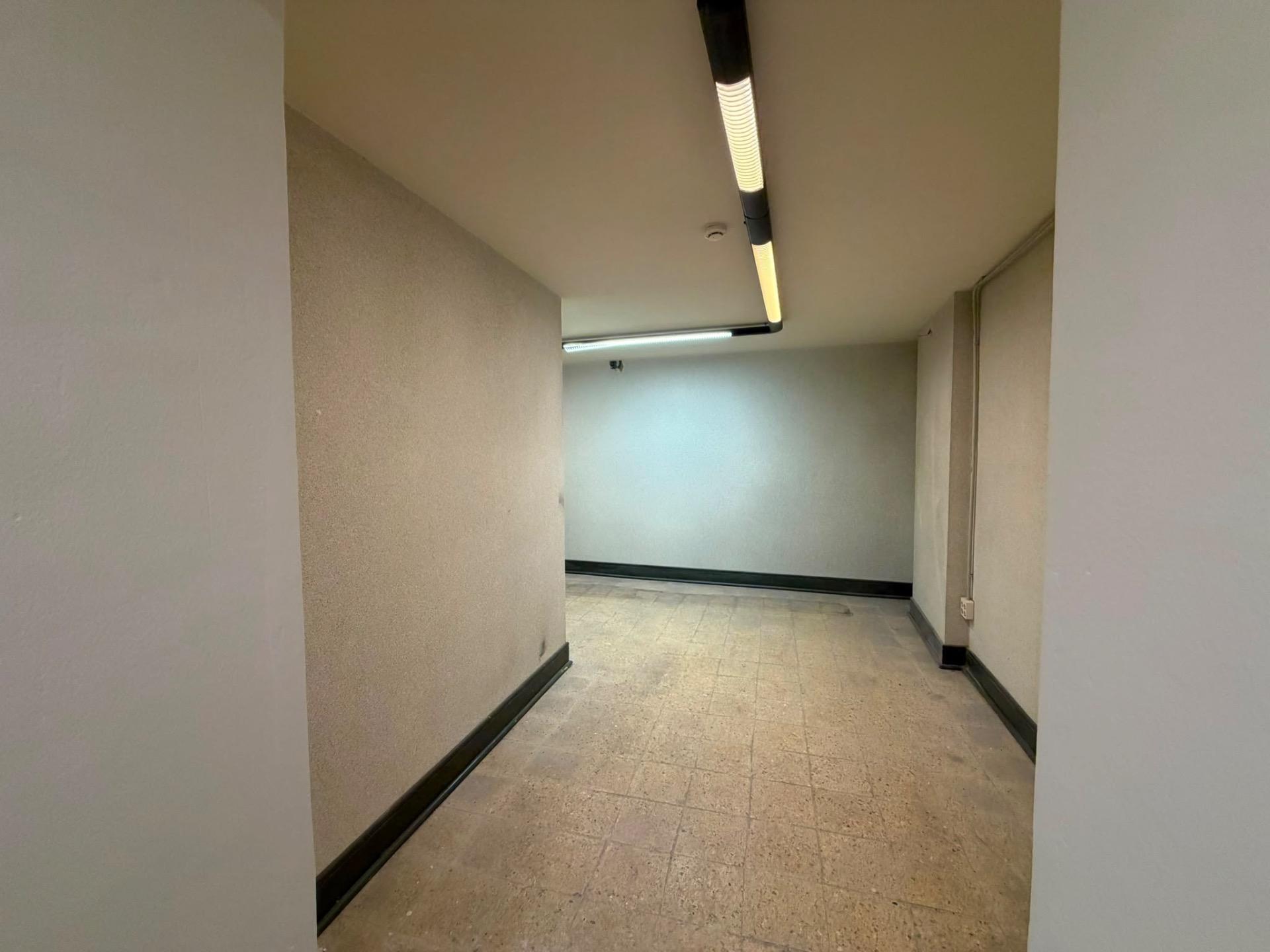 Local comercial 780m² en alquiler - Centro - foto 7