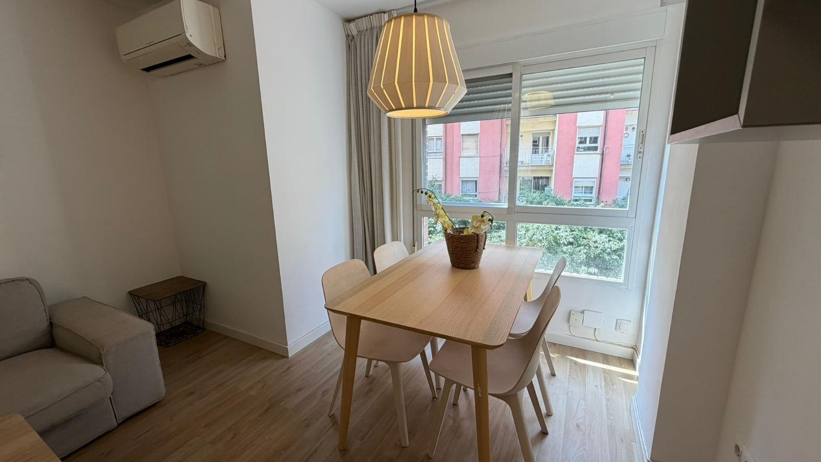 Alquiler Piso AV. CASALDUCH 35