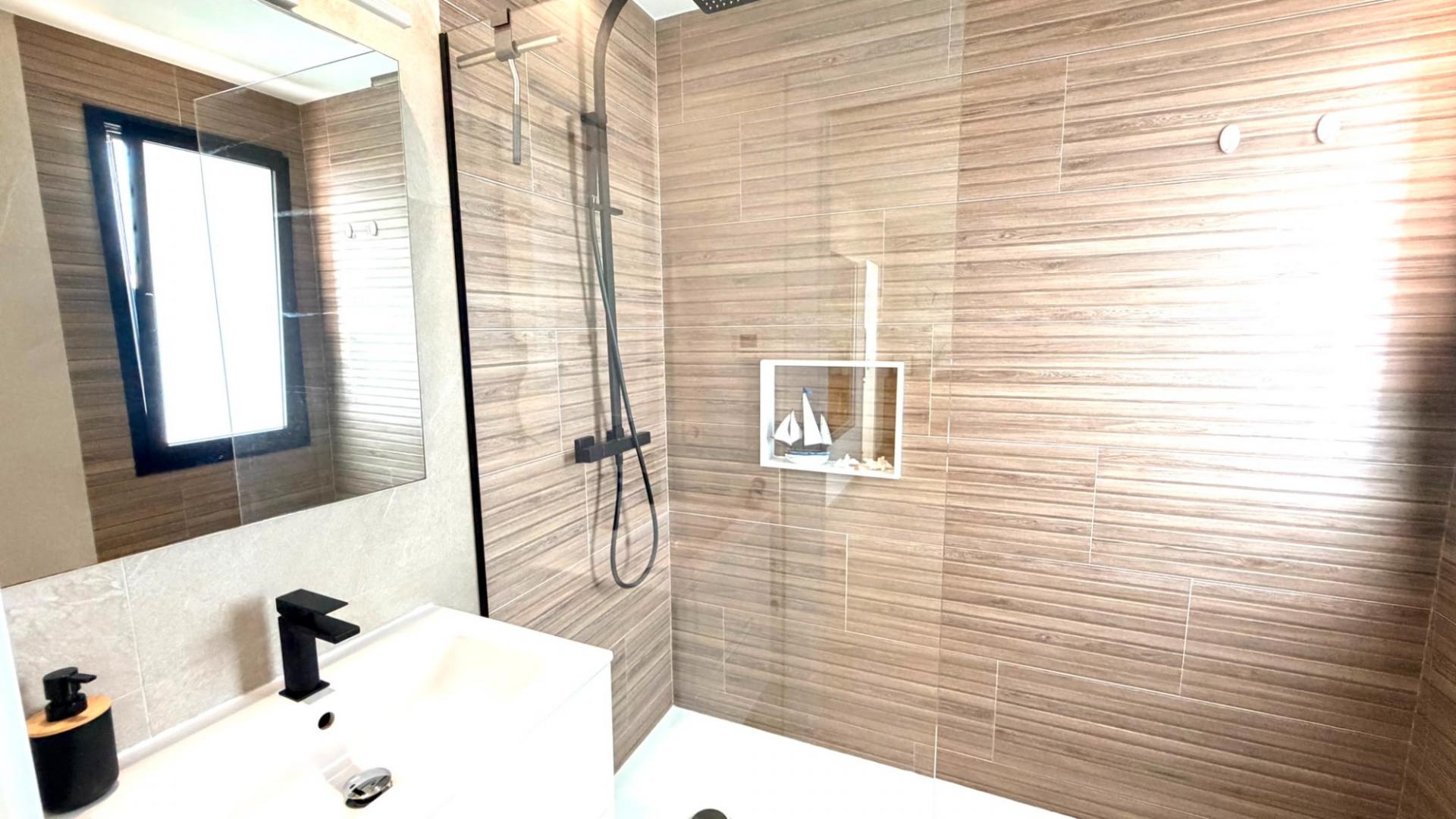 Chalet 4 habitaciones 159m² en venta - Costa blanca sur - foto 35