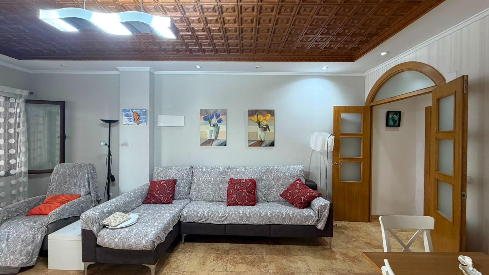 BAJO ALTO DE 3 HAB, 1 BAÑO Y 1 ASEO REFORMADO CON VISTAS LAT - foto 2