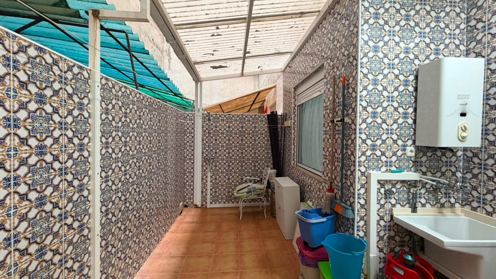 BAJO ALTO DE 3 HAB, 1 BAÑO Y 1 ASEO REFORMADO CON VISTAS LAT - foto 11