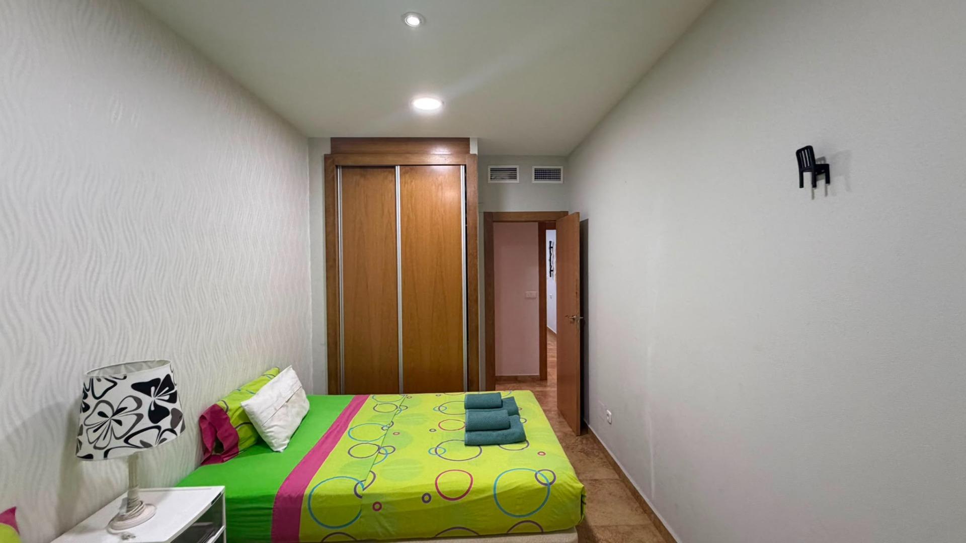 BAJO ALTO DE 3 HAB, 1 BAÑO Y 1 ASEO REFORMADO CON VISTAS LAT - foto 15