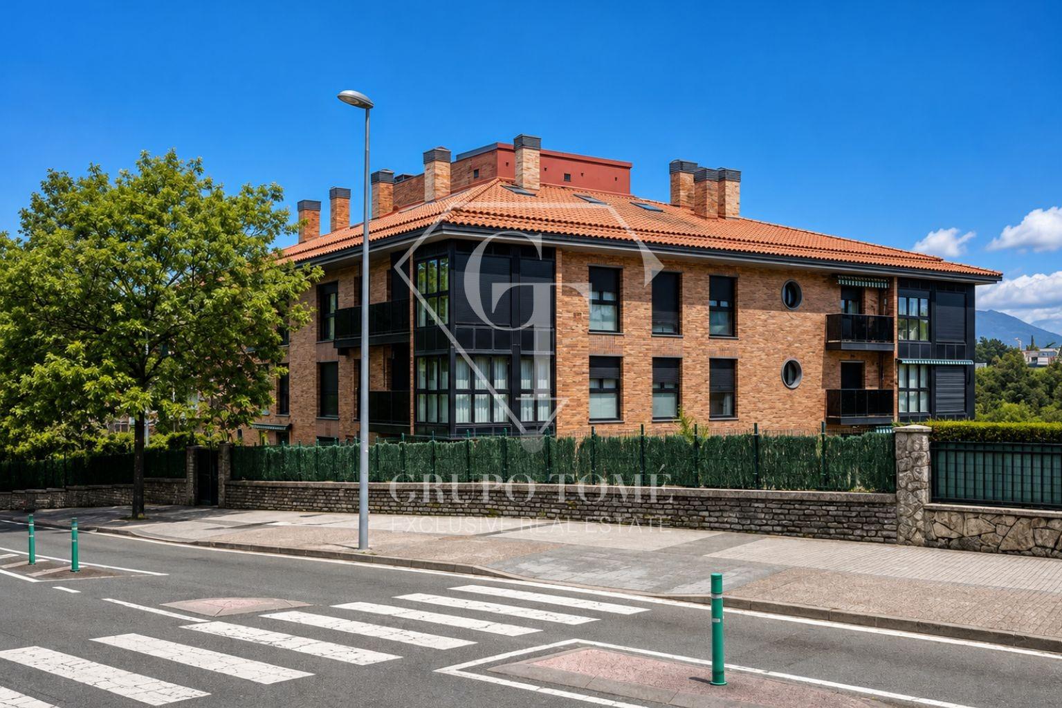Amplia vivienda en Aiete con una excepcional terraza de 328  - foto 30