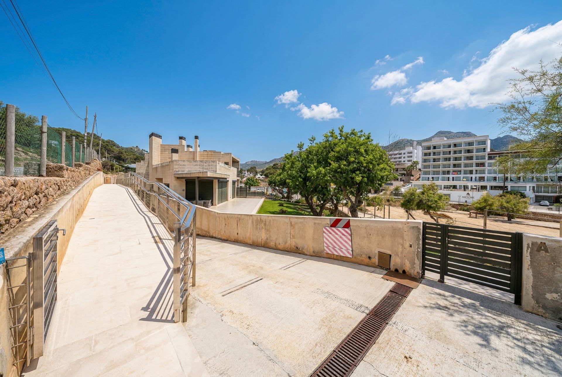 Primer piso frente al mar con azotea de 76m2 en Cala San Vic - foto 43