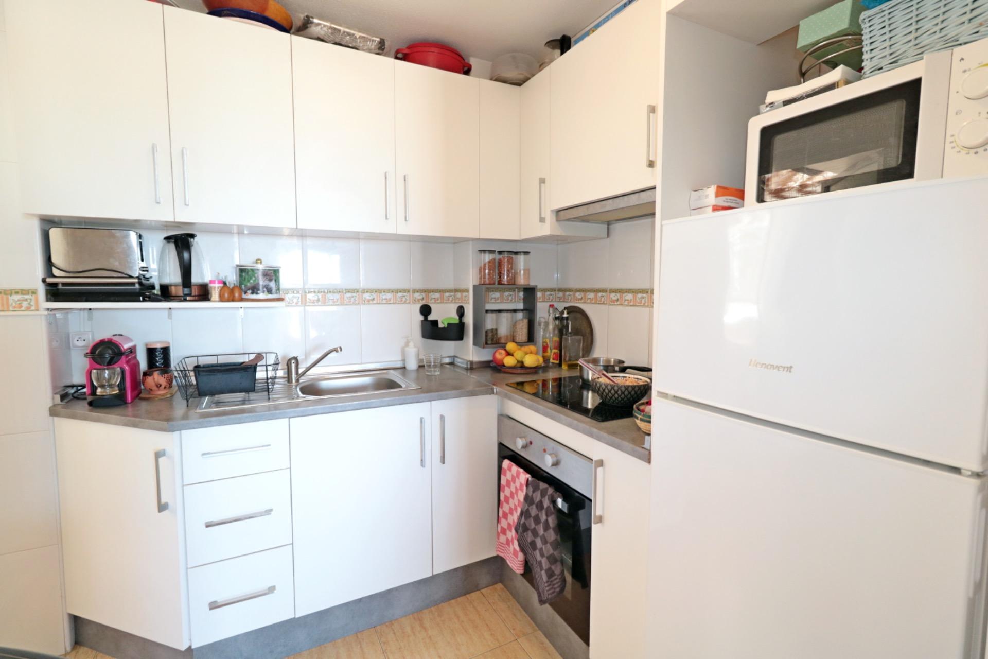 Ático de 2 dormitorios con piscina, ascensor y espectacular  - foto 12
