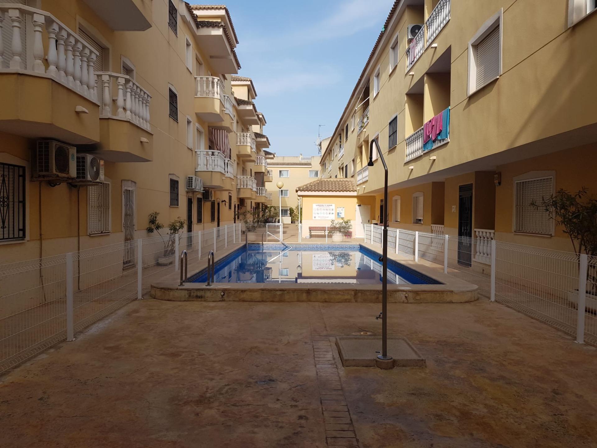 Ático de 2 dormitorios con piscina, ascensor y espectacular  - foto 25