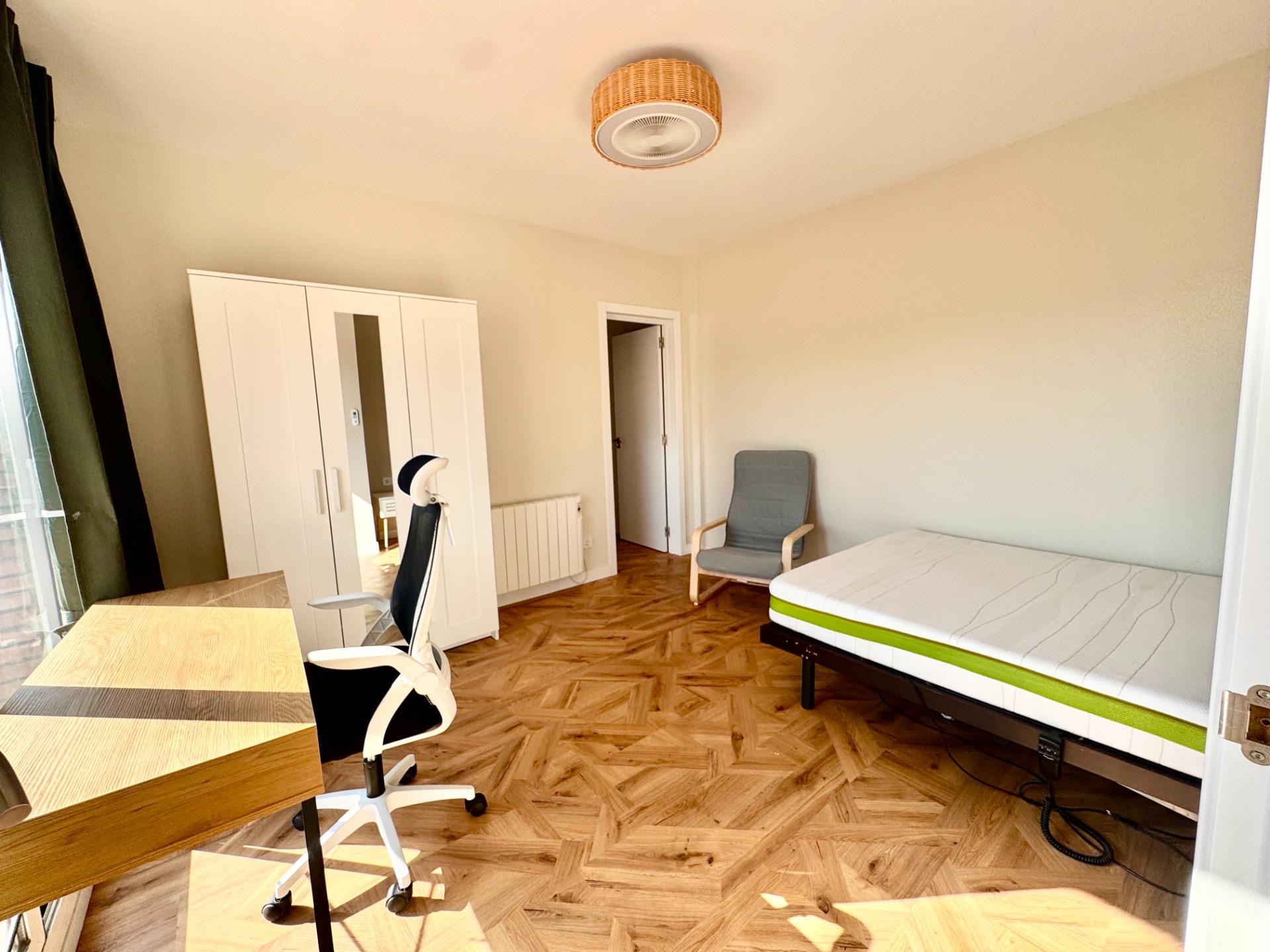 Habitación en alquiler para estudiantes en Manresa – a 7 min - foto 6