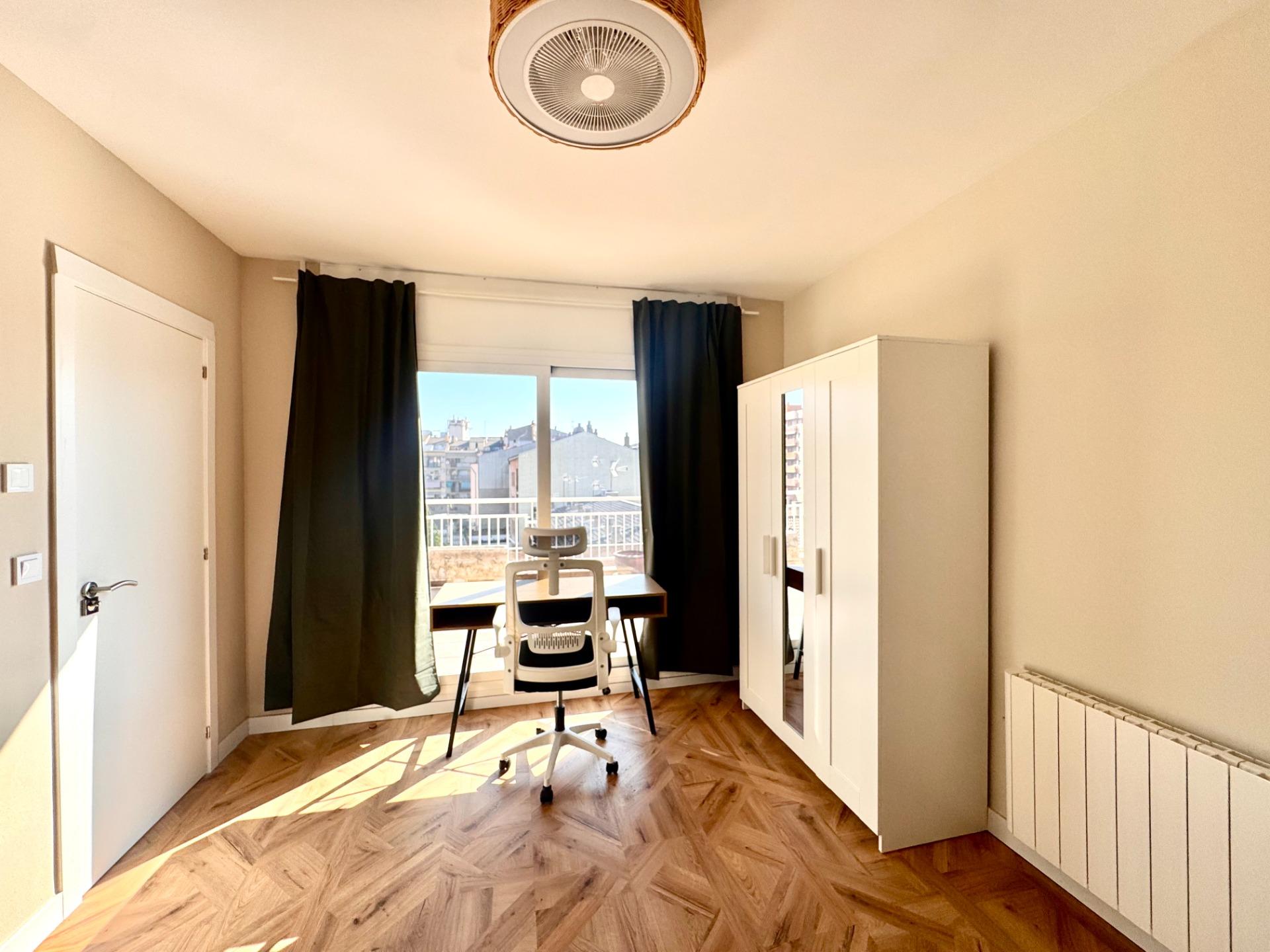 Habitación en alquiler para estudiantes en Manresa – a 7 min - foto 8