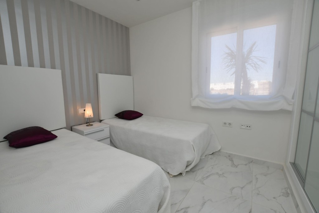 Casa-Chalet en Venta en San Miguel De Salinas Alicante - foto 32