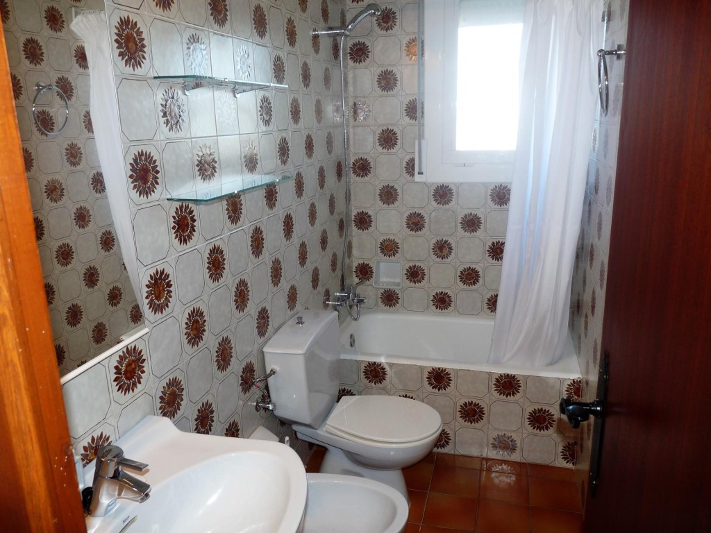 EXCLUSIVA VILLA A LA ORILLA DEL MAR! Oportunidad. - foto 16