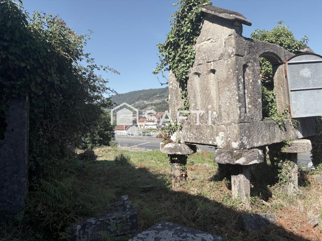 Exclusiva casa de piedra gallega para restaurar en Vilaboa:  - foto 5
