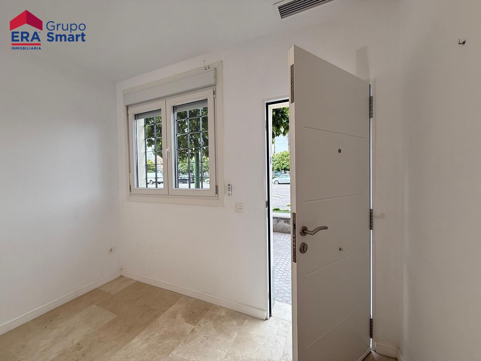 Una vivienda diferente en el corazón de Gran Plaza (Sevilla) - foto 2