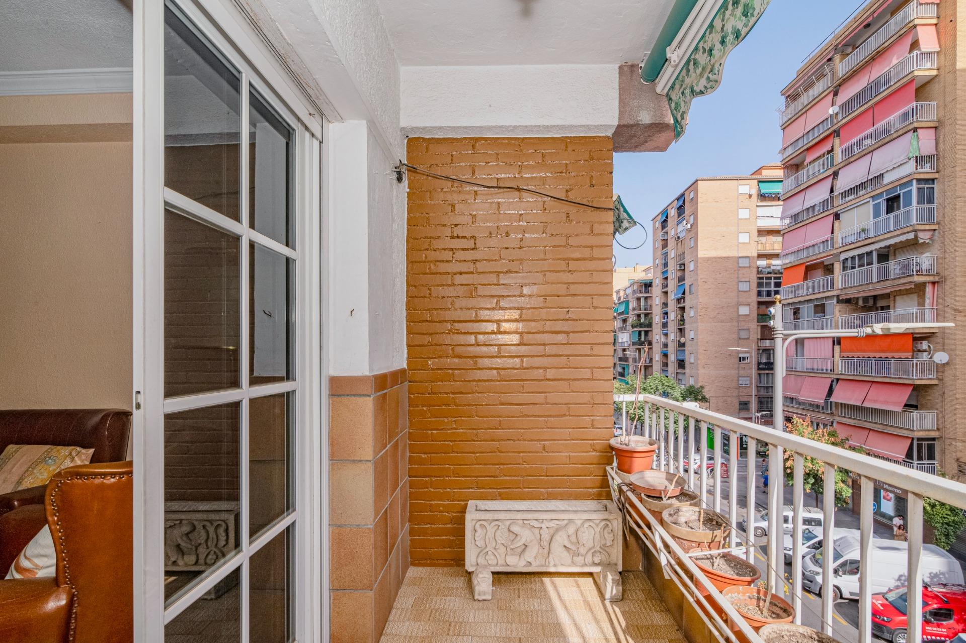 Piso en Zaidín-Vergeles - foto 8
