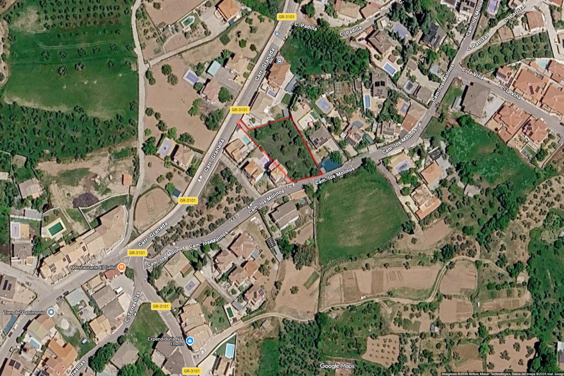 GRAN FINCA URBANA EN NIVAR!