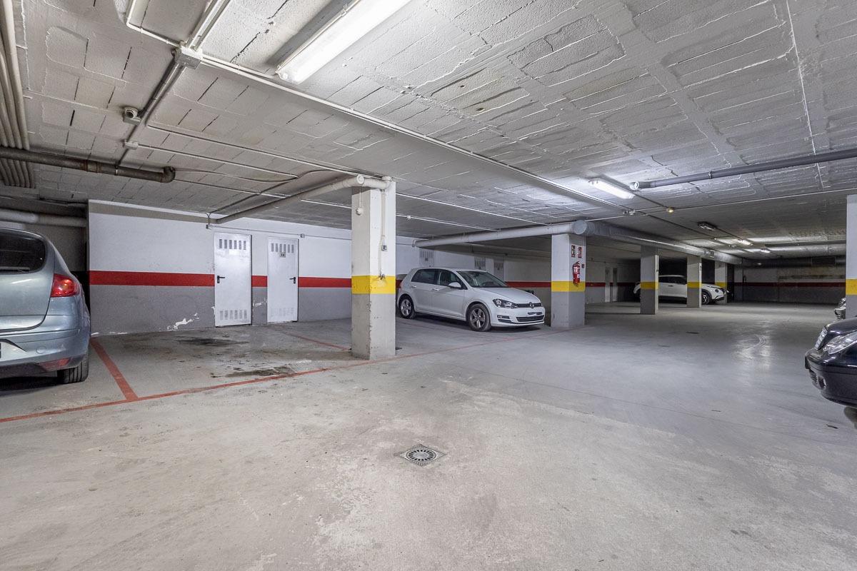 ¡Descubre tu nuevo hogar en La Zubia! ✨ - foto 20