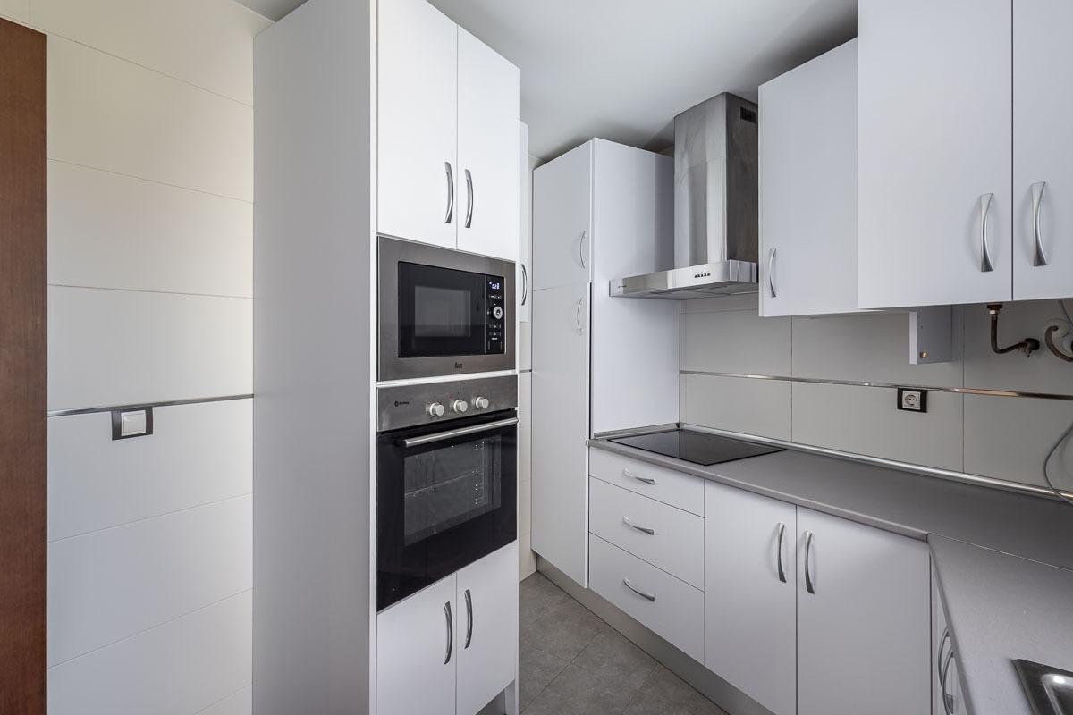 ¡Descubre tu nuevo hogar en La Zubia! ✨ - foto 8