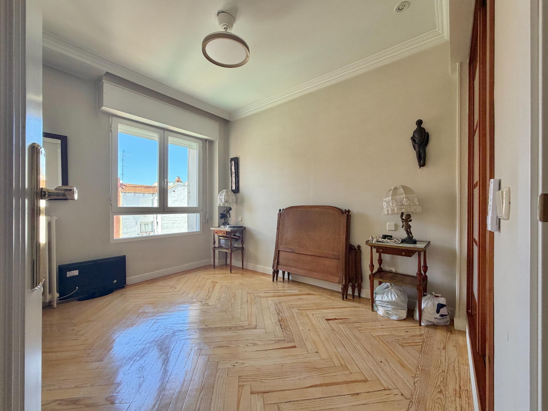 ^**^EXCLUSIVO PISO DE 140 M2, MUY LUMINOSO Y TRANQUILO EN EL - foto 14