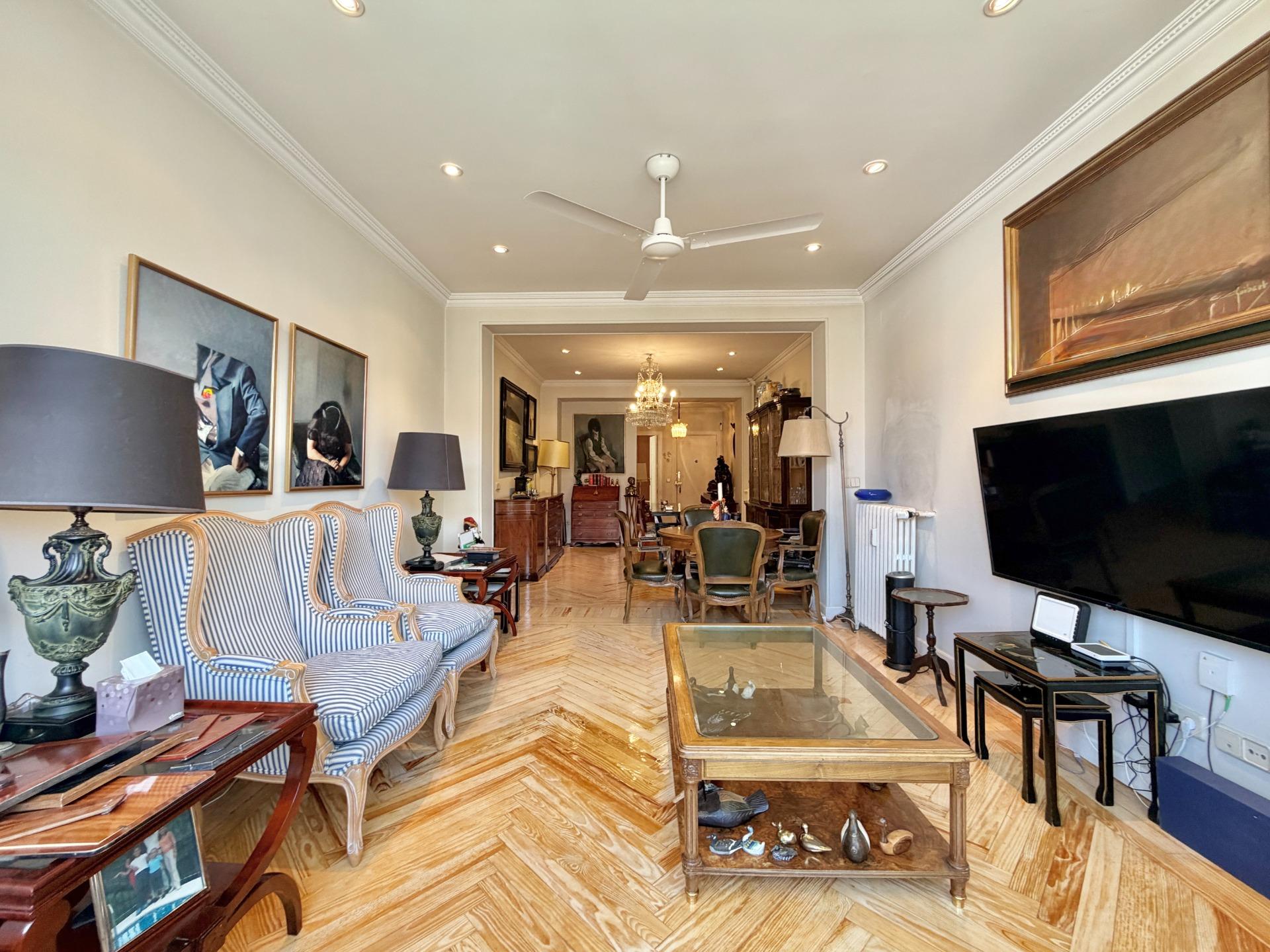 ^**^EXCLUSIVO PISO DE 140 M2, MUY LUMINOSO Y TRANQUILO EN EL - foto 21