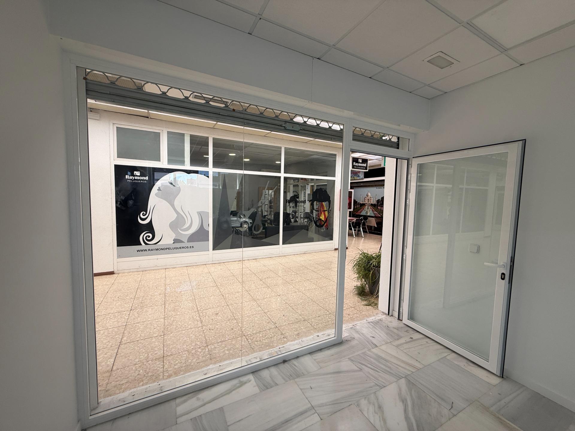 ^**^LOCAL COMERCIAL REFORMADO CON GRAN ESCAPARATE Y MÚLTIPLE - foto 30