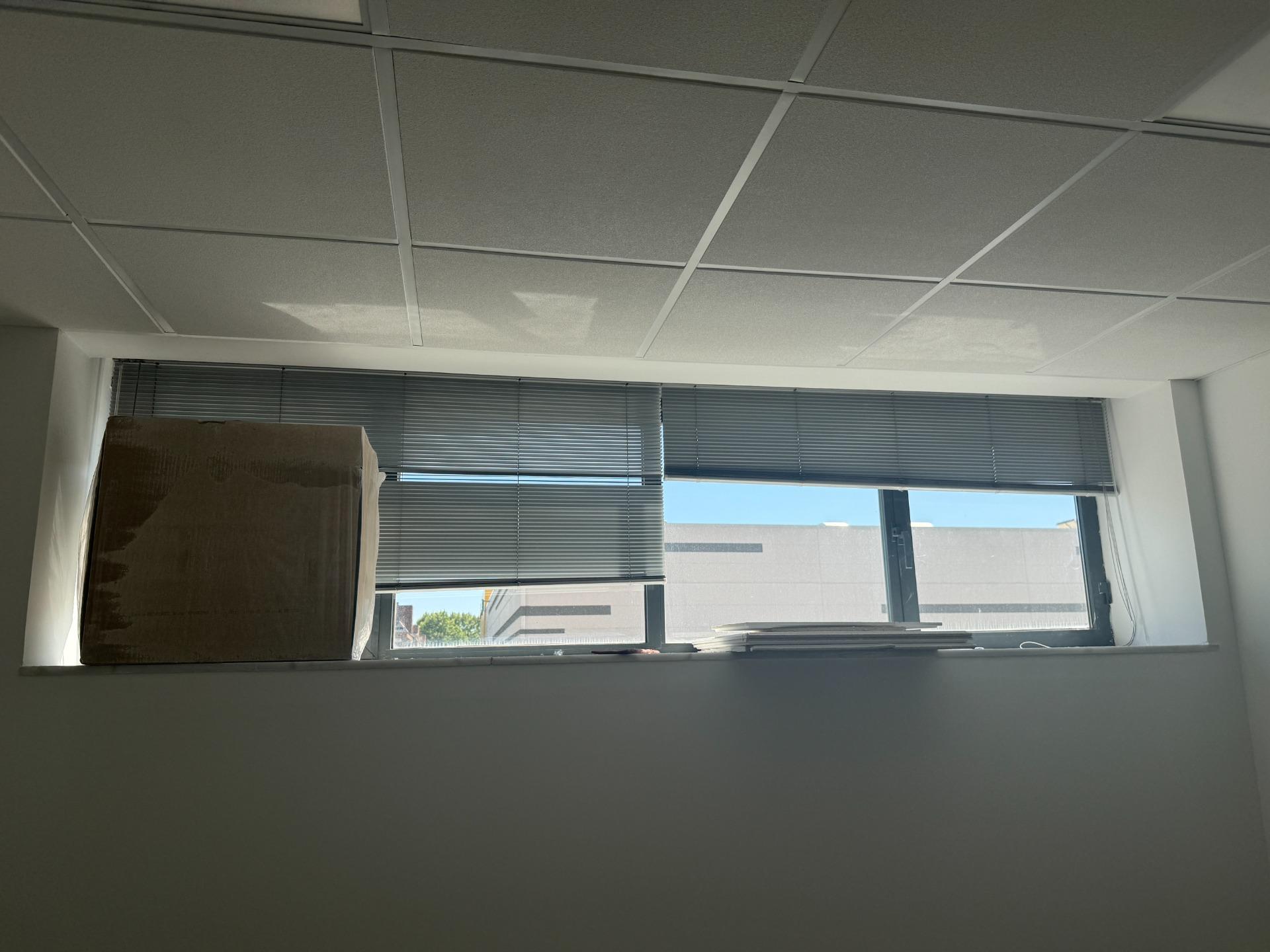 ^**^LOCAL COMERCIAL REFORMADO CON GRAN ESCAPARATE Y MÚLTIPLE - foto 38