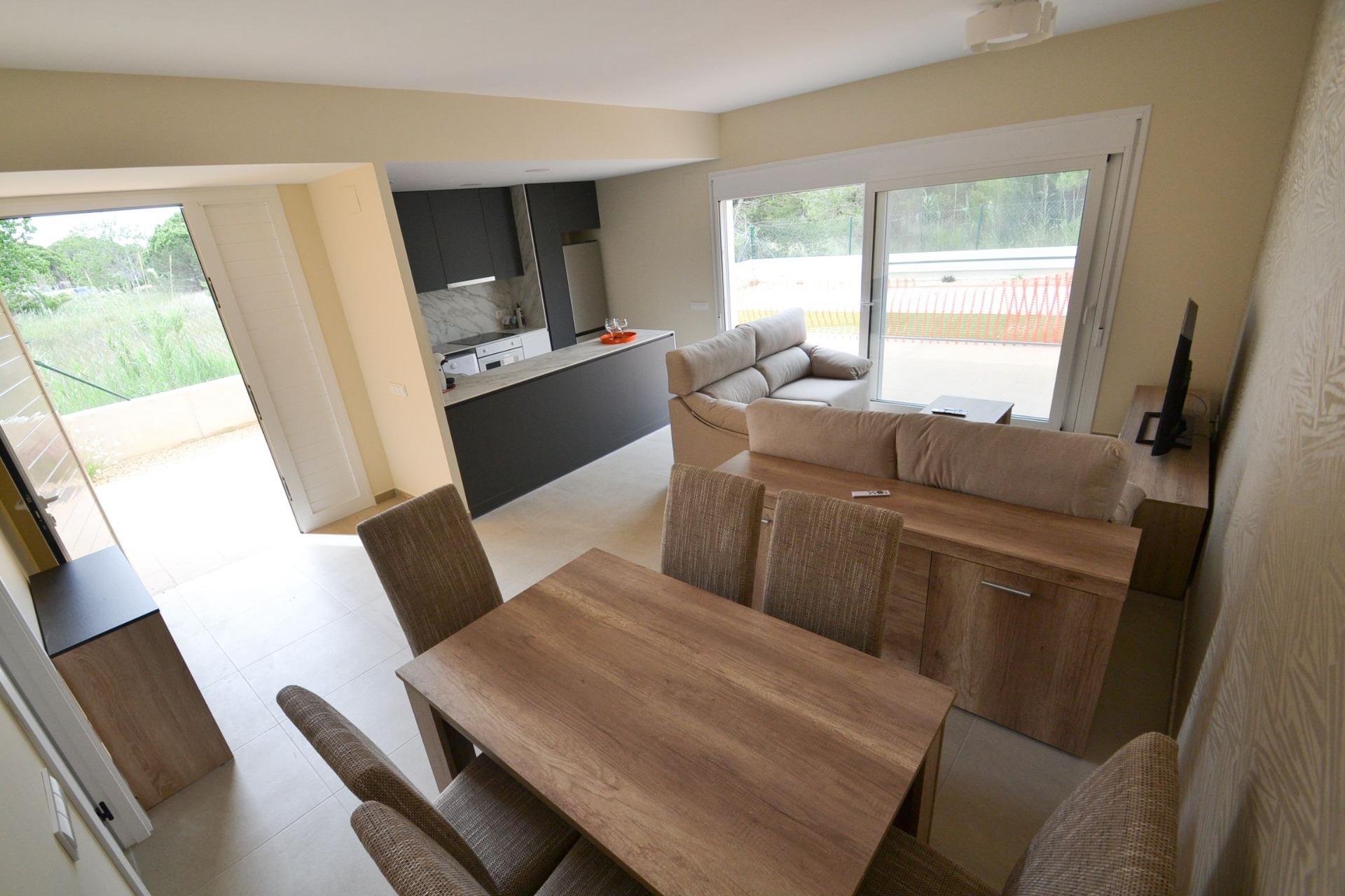 Chalets a estrenar en la playa de Riumar - foto 11